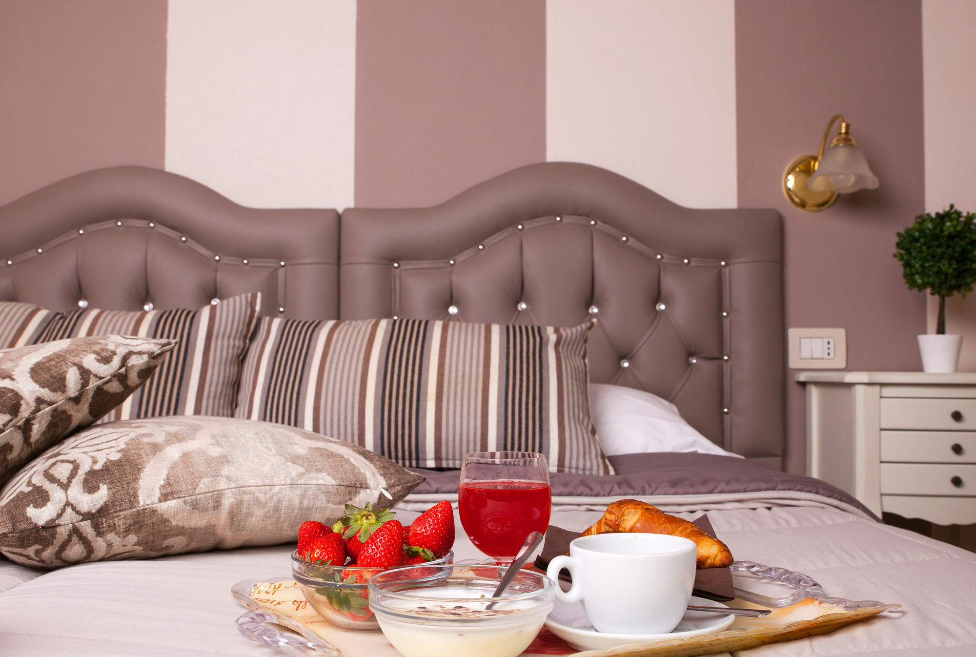 Hotel Ares Milano Экстерьер фото